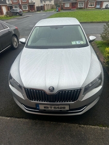 2016 - Skoda Superb Manual