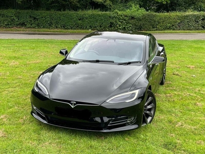 2016 - Tesla Model S Automatic