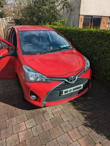 2016 - Toyota Yaris Manual