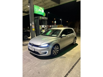 2016 - Volkswagen Golf Automatic