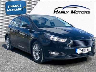 2017 - Ford Focus Manual