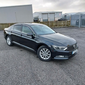 2017 - Volkswagen Passat Manual