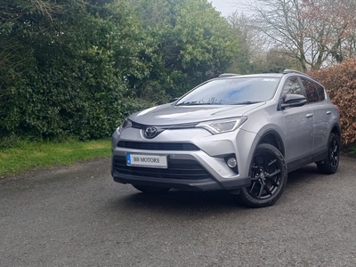 2018 - Toyota RAV4 Manual