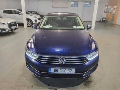 2018 - Volkswagen Passat Manual