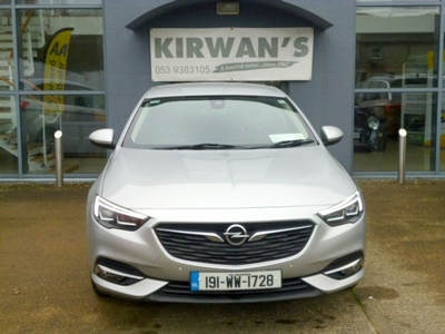 2019 - Opel Insignia Manual