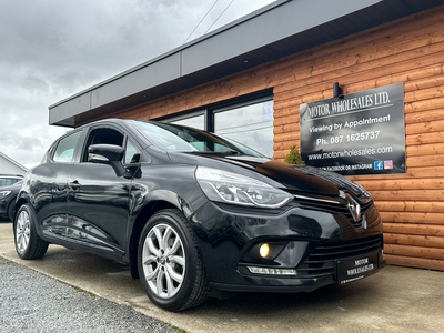 2019 - Renault Clio Manual