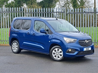 2021 - Opel Combo Manual