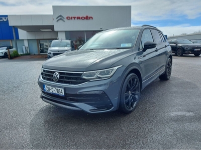 2021 - Volkswagen Tiguan Manual