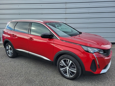 2022 - Peugeot 5008 Manual