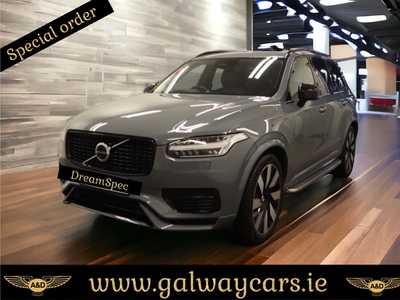 2022 - Volvo XC90 Automatic