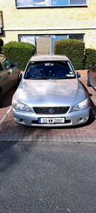 2003 - Lexus IS Automatic