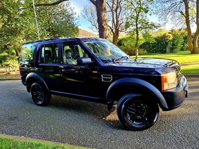 2004 - Land Rover Discovery Manual