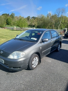 2004 - Toyota Corolla Manual