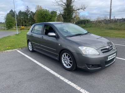 2005 - Toyota Corolla Manual