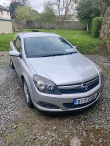 2007 - Opel Astra Manual