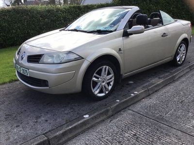 2008 - Renault Megane Manual