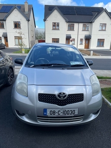 2008 - Toyota Yaris Manual