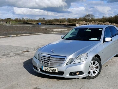 2009 - Mercedes-Benz E-Class Automatic