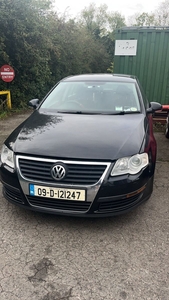 2009 - Volkswagen Passat ---