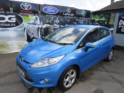 2010 - Ford Fiesta Manual