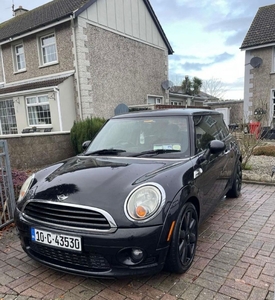 2010 - Mini Cooper ---