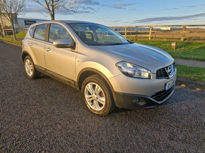 2010 - Nissan Qashqai ---