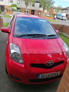 2010 - Toyota Yaris ---