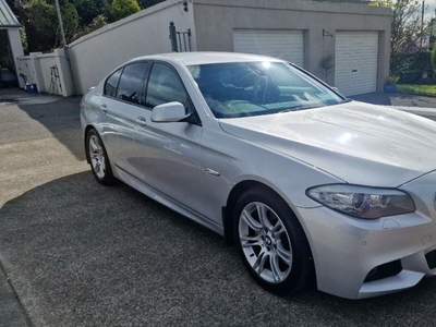 2011 - BMW 5-Series Manual