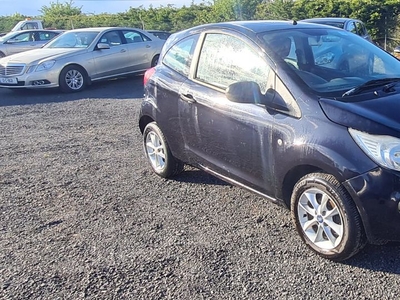 2011 - Ford KA Manual