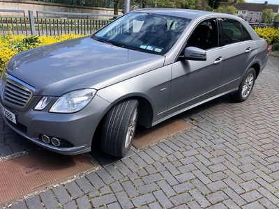 2011 - Mercedes-Benz E-Class Automatic