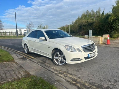 2011 - Mercedes-Benz E-Class Automatic