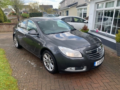 2011 - Vauxhall Insignia ---