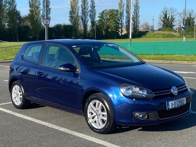 2011 - Volkswagen Golf Manual