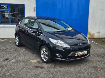 2012 - Ford Fiesta Manual