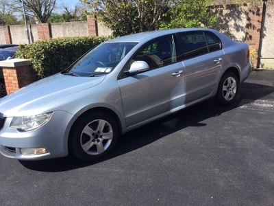 2012 - Skoda Superb Manual