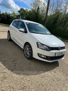 2012 - Volkswagen Polo Automatic