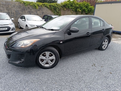 2013 - Mazda 3 Manual