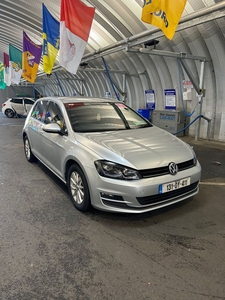 2013 - Volkswagen Golf Manual