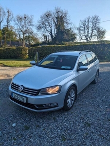 2013 - Volkswagen Passat Manual