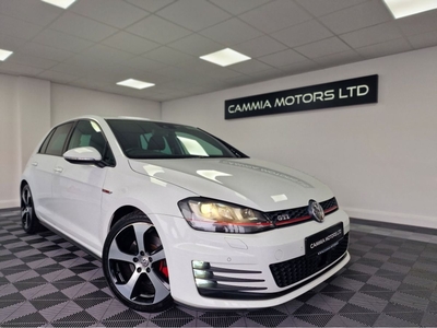 2014 - Volkswagen Golf Automatic