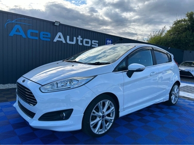 2015 - Ford Fiesta Automatic