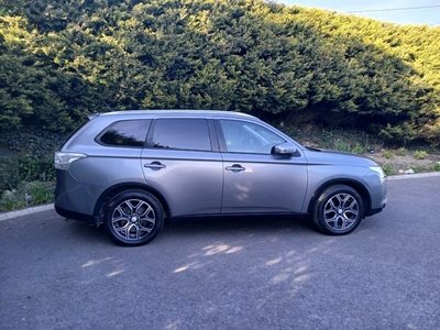 2015 - Mitsubishi Outlander Manual