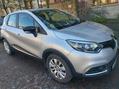 2015 - Renault Captur Manual