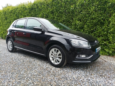 2015 - Volkswagen Polo Automatic