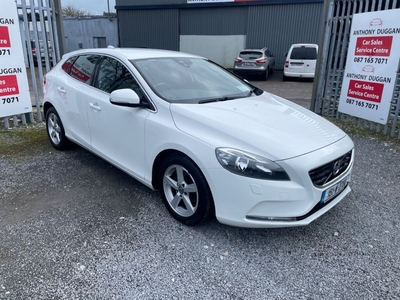 2015 - Volvo V40 Automatic