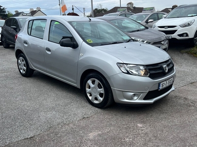 2016 - Dacia Sandero Manual