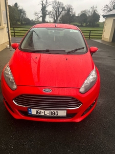 2016 - Ford Fiesta Manual