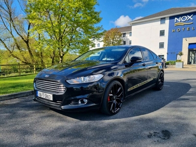 2016 - Ford Mondeo Manual