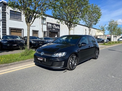 2016 - Volkswagen Golf Manual