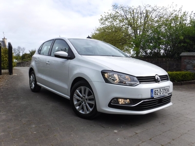 2016 - Volkswagen Polo Automatic